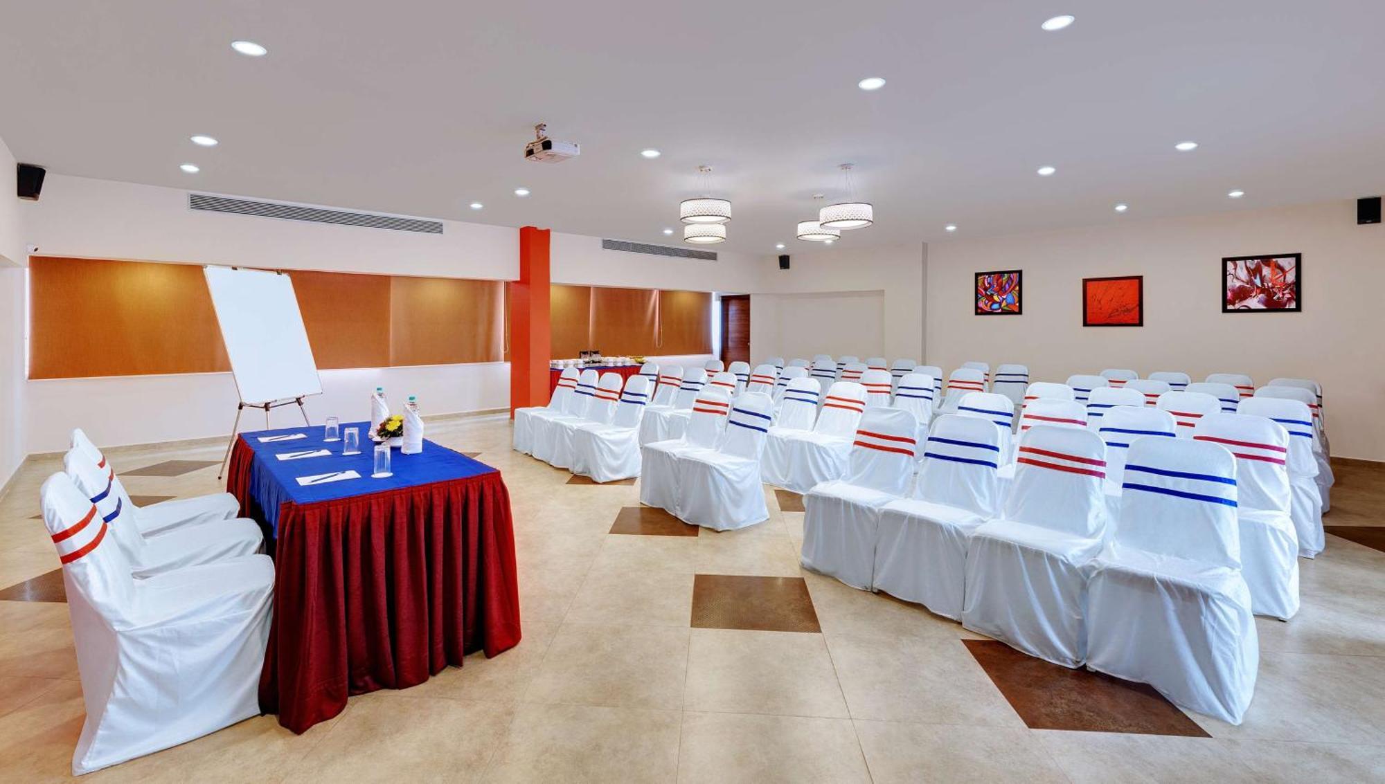Surestay Plus By Best Western Amritsar Eksteriør bilde