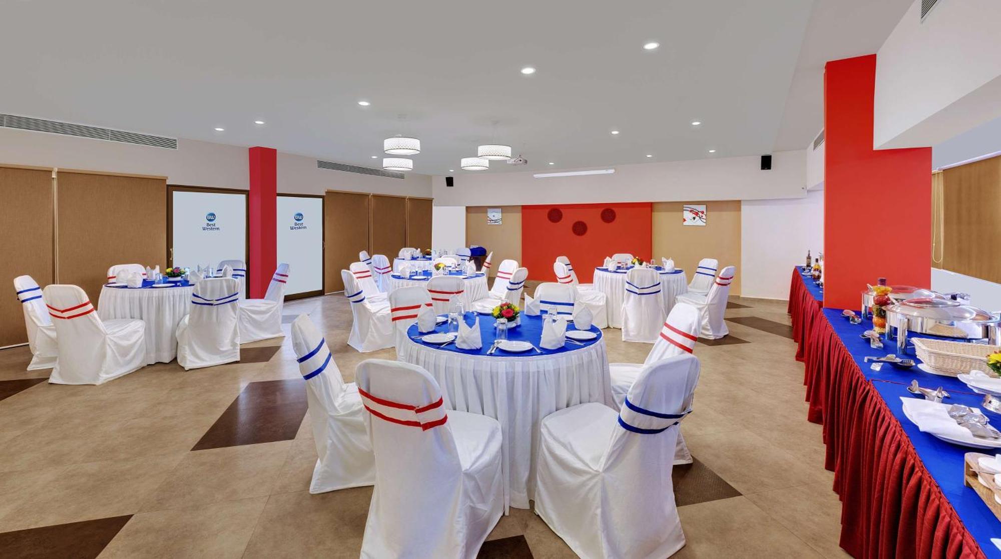 Surestay Plus By Best Western Amritsar Eksteriør bilde