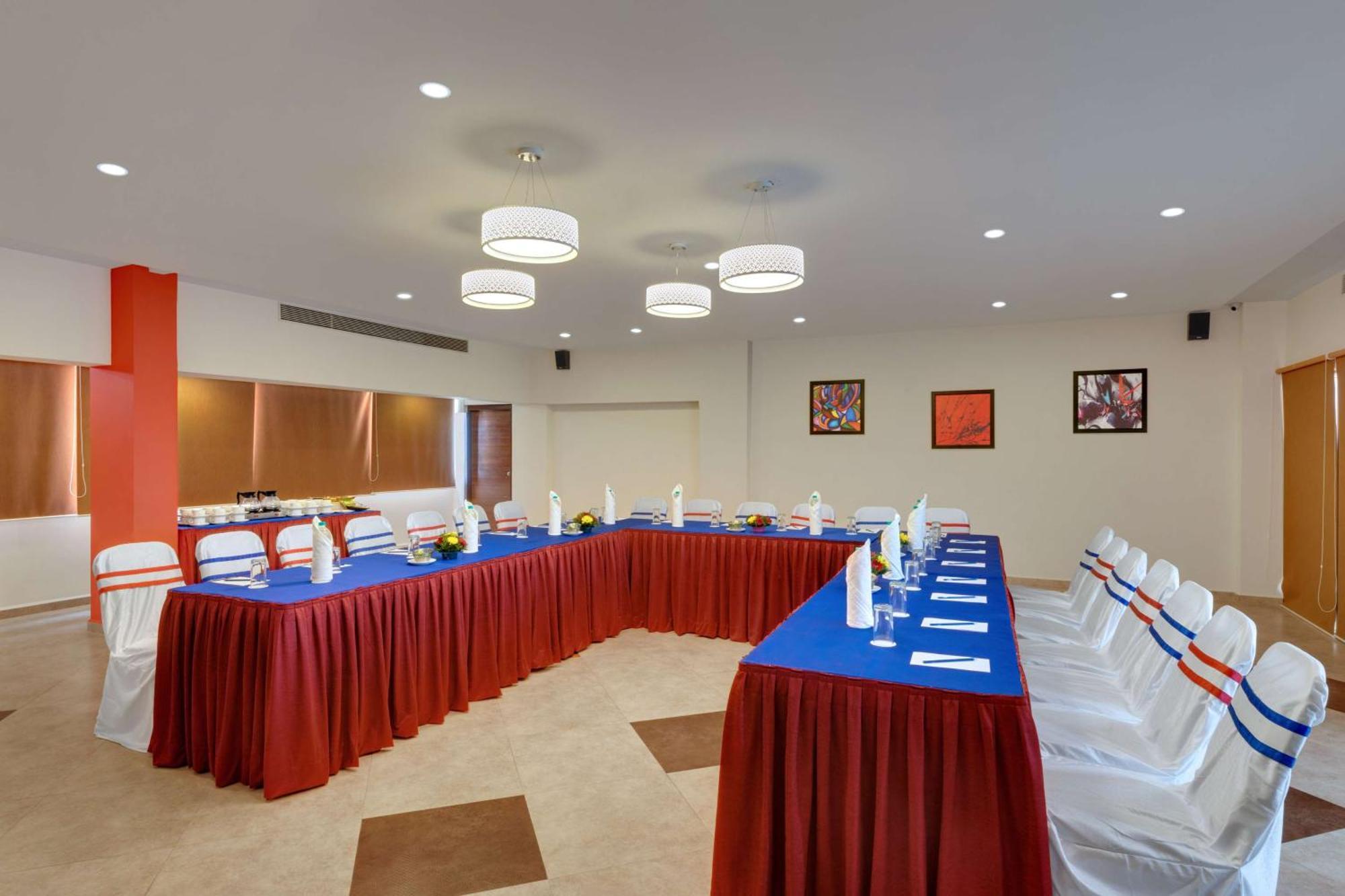 Surestay Plus By Best Western Amritsar Eksteriør bilde