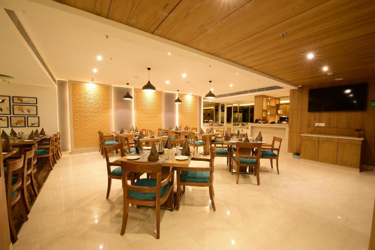 Surestay Plus By Best Western Amritsar Eksteriør bilde